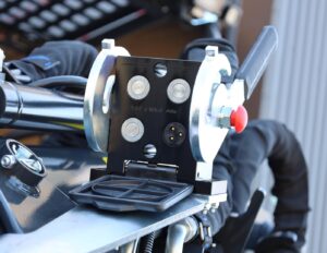 Elektrischer Anschluss vorne und hinten 3-P
